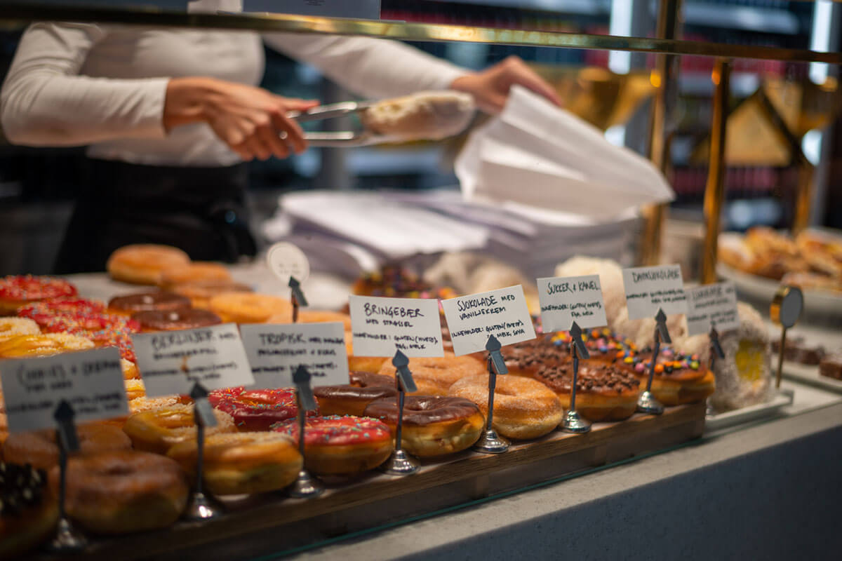 Working in the Coffee and Donut Restaurant Industry